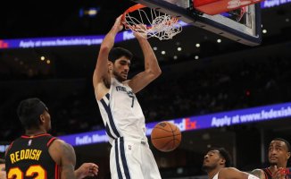 Santi Aldama shines with the Grizzlies and looks for his opportunity in the NBA