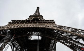 The Eiffel Tower must be repainted for the 2024 Olympics