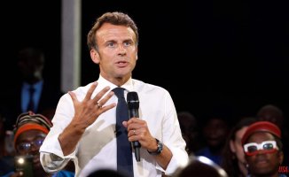 Emmanuel Macron speaks in Cameroon of African "hypocrisy" with Russia