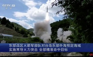 China fires a dozen precision missiles near Taiwan