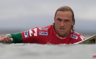 Mourning in the world of surfing for the death of Chris Davidson after receiving a punch