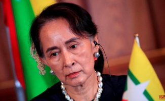 Burmese military junta sentences Suu Kyi to another 3 years in prison