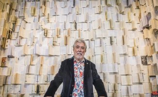 The Palau Robert honors the first 50 years of books by Jordi Sierra i Fabra