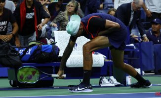 Kyrgios loses papers after being eliminated against Khachanov