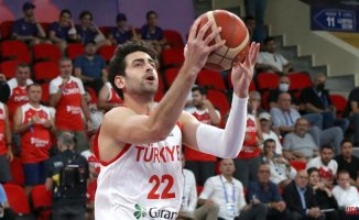 Turkey threatens to withdraw from the Eurobasket due to an attack on Furkan Korkmaz