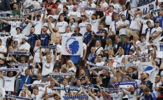 Copenhagen files a complaint with UEFA over Sevilla's treatment of its fans