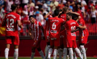 Almería comes out of the tunnel at the expense of Rayo
