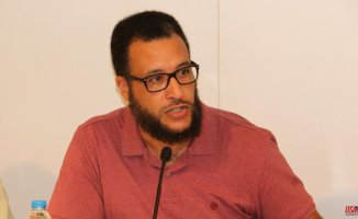 Badaoui, the Reus activist accused by the police of "pro-jihadist" activities, was expelled