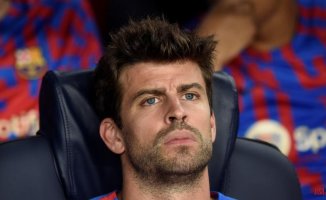 Piqué resigns to a year and a half of contract