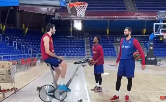 Mirotic rejoins training with the group