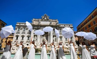 The Italian League wants to give 20,000 euros to those who marry in the Church