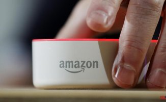 Amazon starts its massive layoffs: "No one is safe"