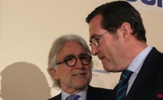 Garamendi keeps Sánchez Llibre as vice president, but he will not manage relations with the Cortes