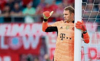Neuer says goodbye to the season after suffering a ski accident