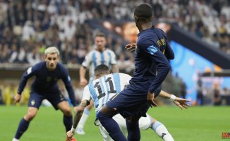 Was it Dembélé's penalty for Di María in the World Cup final?
