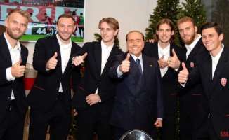 Berlusconi: "If you beat a great team, I'll send you a bus with prostitutes to the locker room"