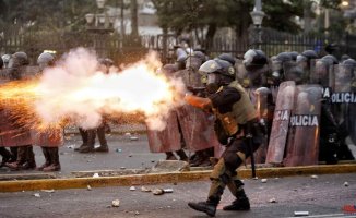 A protester dies in the protests in Lima, the first in the capital