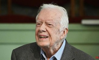 Former President Jimmy Carter receives hospice care at home