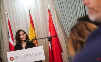 Ayuso criticizes the withdrawal of the Spanish flag from Nogueras in the press room of Congress
