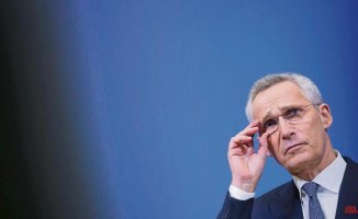 NATO opens the race to succeed Stoltenberg after a new extension