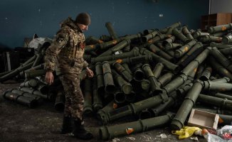 A new massive Russian bombardment of Ukraine hits Lviv infrastructure