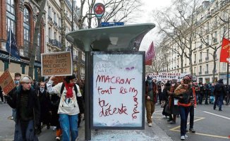Macron remains adamant on pensions as protest falters