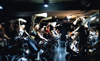 Indoor cycling fever: the new 'spinning' is like going out to a party with friends