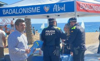 The Urban Guard of Badalona raises a report to the PP for an electoral tent without permission