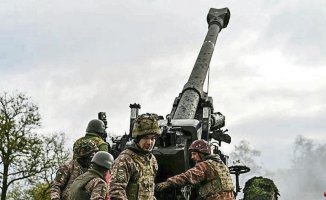 The EU finalizes an agreement to finance the purchase of howitzers for Ukraine
