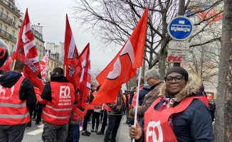 France lives a 'black Tuesday' strike for pensions