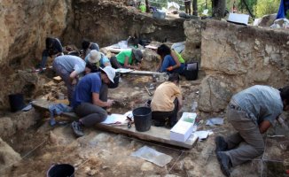 Madrid opens the period of guided visits to the Valley of the Neanderthals