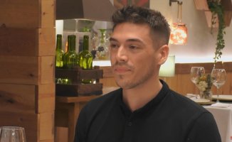 The excuse of a bachelor in 'First Dates' for not kissing his date: "I like more active guys"