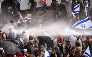 Unrest grows in Israel after the approval of a law that shields Netanyahu from being impeached
