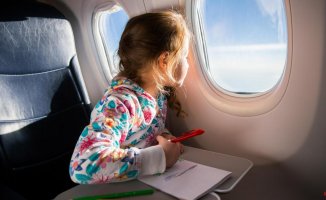 Tips for traveling by plane with a small child