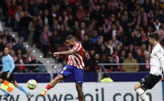 Atlético thrashes a Valencia that does not raise its head