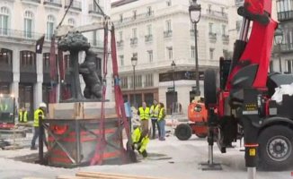 The Bear and the Madroño "moves" in the Puerta del Sol