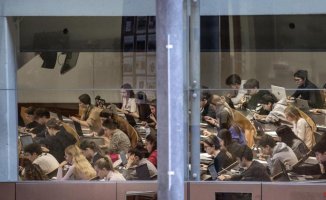 The Catalan campuses will receive 65 million in three years to stabilize 820 associates