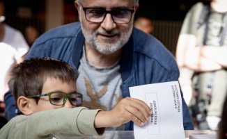 Polling stations open normally and without notable incidents in Catalonia