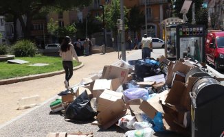 Figueres celebrates its main festival in the midst of a garbage strike