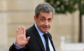 Sarkozy sentenced to wear an electronic bracelet