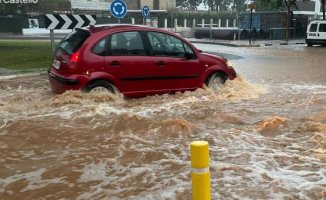 The rains hit Castellón: 198 l/m2, the rescue of a trapped person and numerous bilges