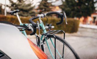 Roof, gate or trailer: pros and cons of the different types of bike racks for the car