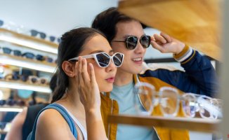The best fashion offers: incredible discounts on Skechers sneakers or Ray-Ban glasses