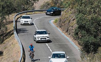 Cadaqués asks to restrict bikes on its road in the summer