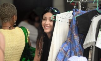 Madonna's daughter, Lourdes Leon, enjoys selling at a market with some friends