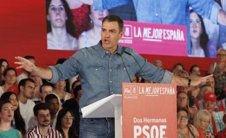 The PSOE promises to increase maternity and paternity leave up to 20 weeks