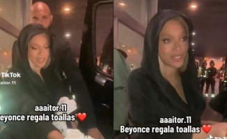 Beyoncé starts giving towels to fans after her concert in Barcelona