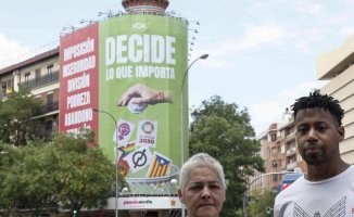 The Electoral Board demands that Vox remove the "canvas of hate" installed in the center of Madrid