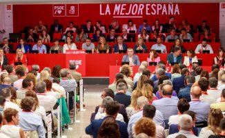 Page and Lambán plant Sánchez for his discomfort with the PSOE lists