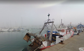 Two men arrested after stabbing another and swimming away in the port of Marbella